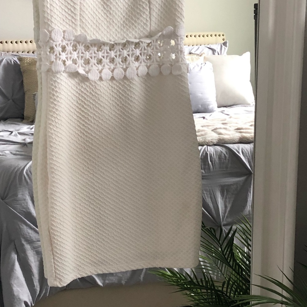 White dress SZ S - Picture 10 of 12